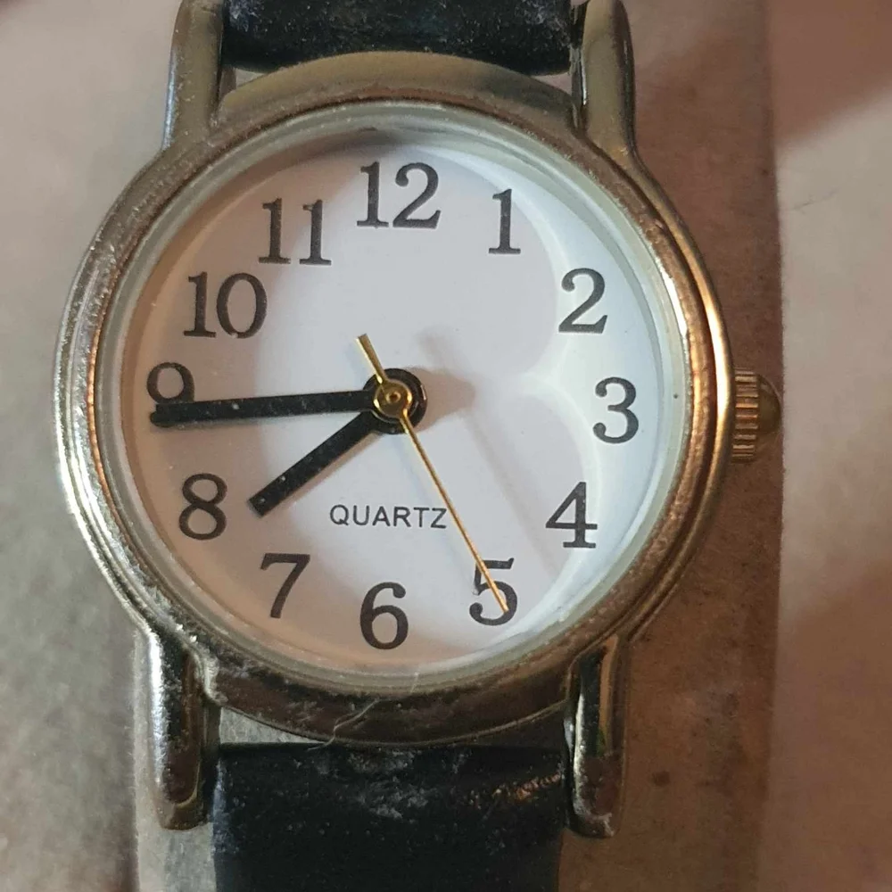 🦋10/$20🦋 RTG 4WS Silver/White Leather Women's Watch
